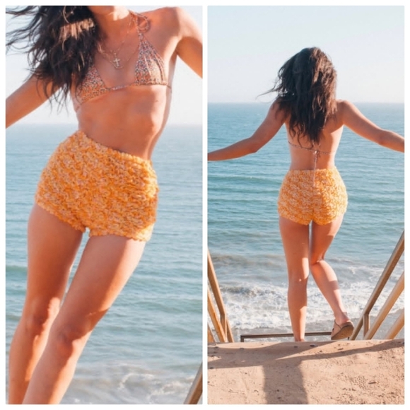 New Free People Scrunch It Up Micro Sunset Combo Festival Shorts NWOT Size Large - Picture 6 of 11